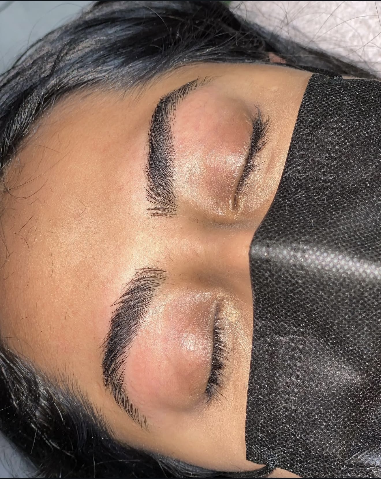 Eyebrow shaping detail